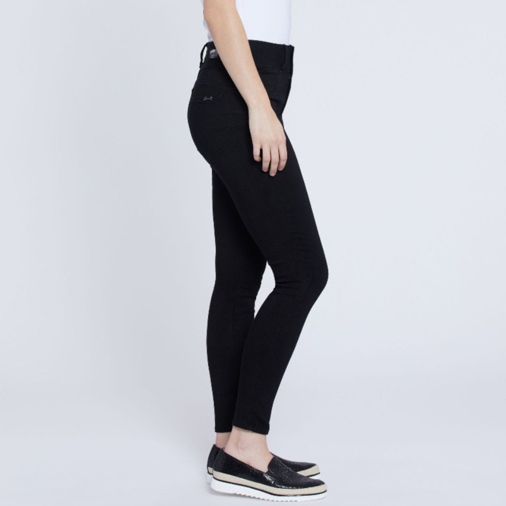 Seven7 4D Stretch Black Pants